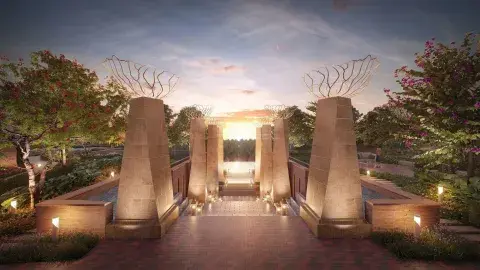 01 Colonnade pathway