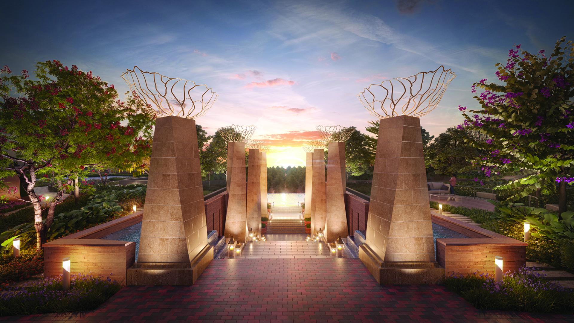 Colonnade pathway